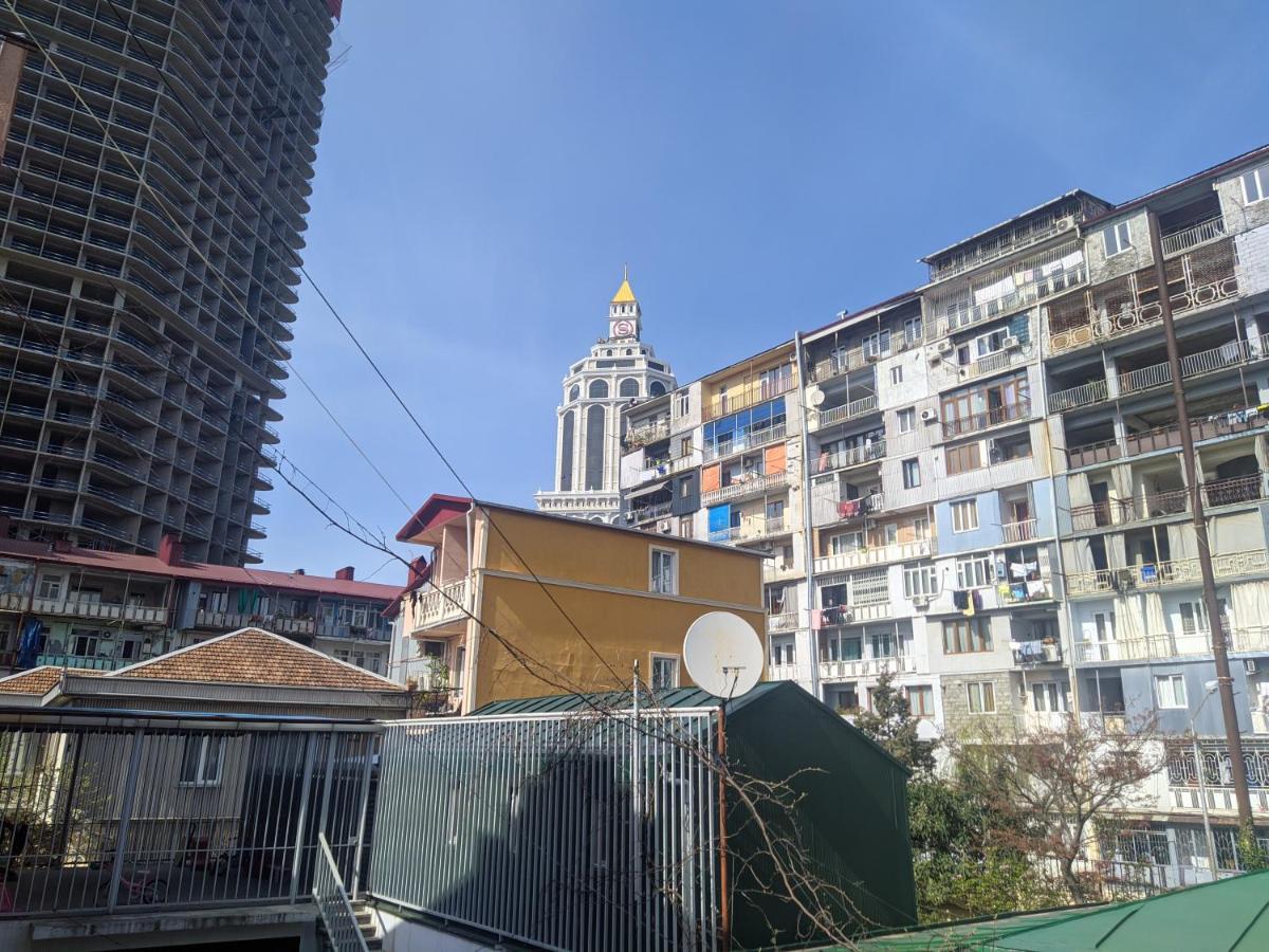 Guest House Kldiashvili Batumi Exteriör bild